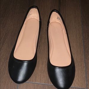 Universal Thread Flats